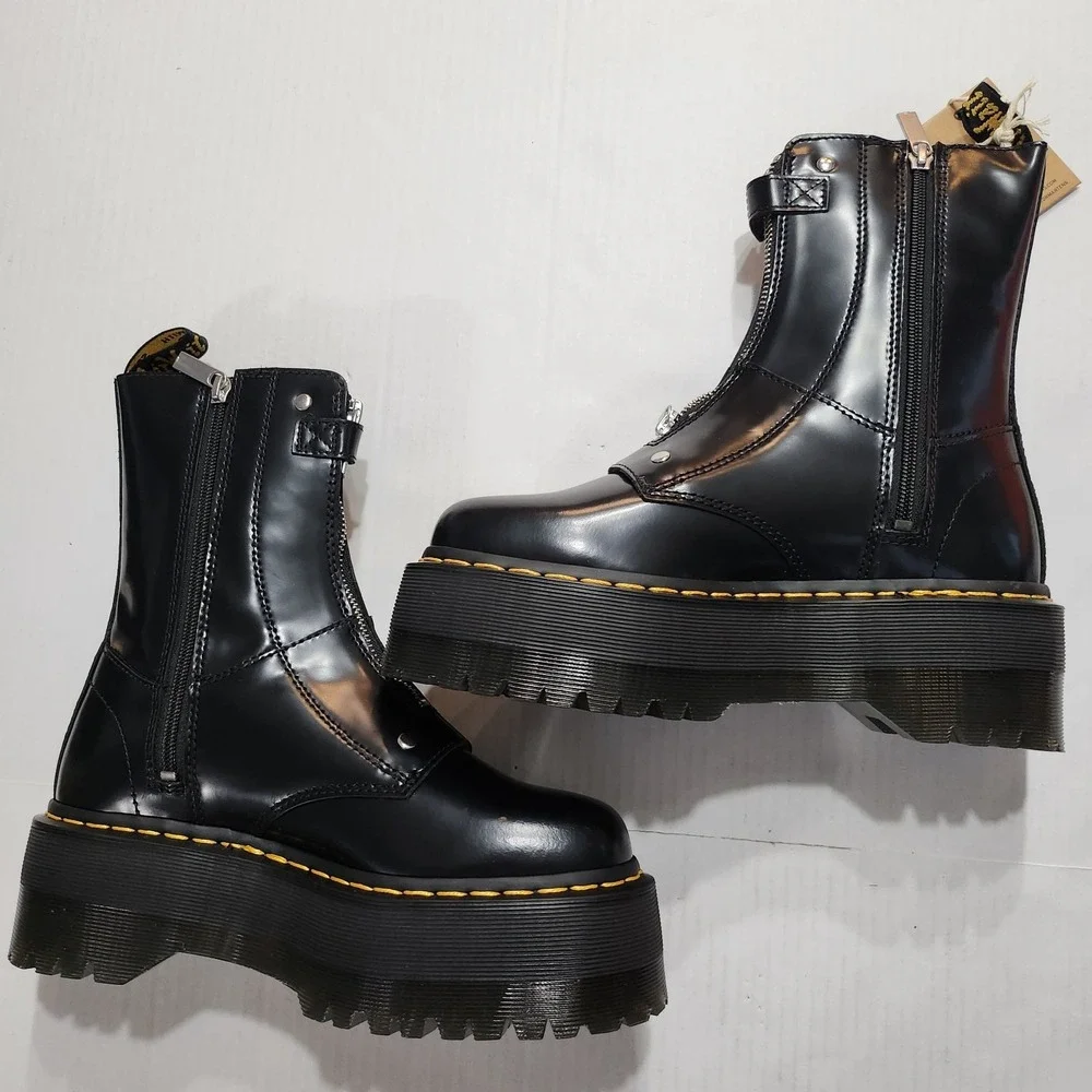 Dr. Martens new without